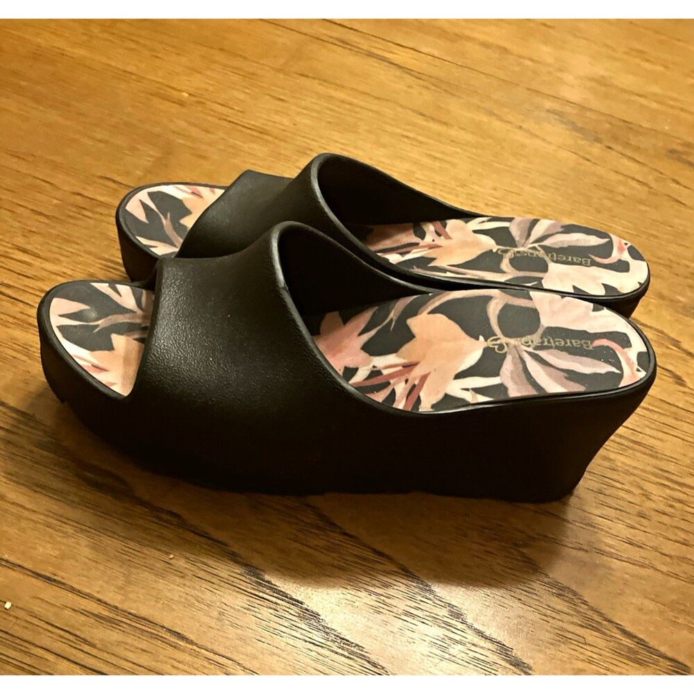 BareTraps Women’s Black Floral Comfort Slide Wedge Sandals US 8
